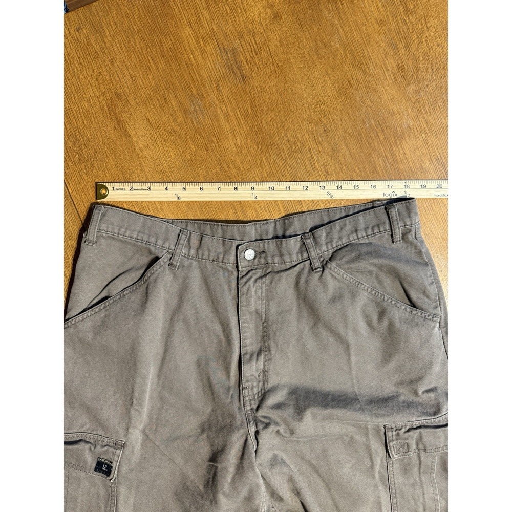 Vintage Levi's L2 Cargo Shorts Mens Size 38x12 Khaki Baggy Loose Fit 1999 Y2K‎ - Picture 2 of 14